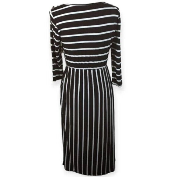 BLACK & WHITE STRIPE MAXI DRESS SZ.S/M EUC - Picture 4 of 5